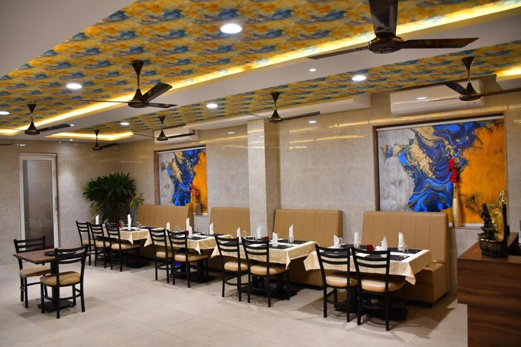 Residenza Adhikrishna Arcade Hotel Erode Kültér fotó